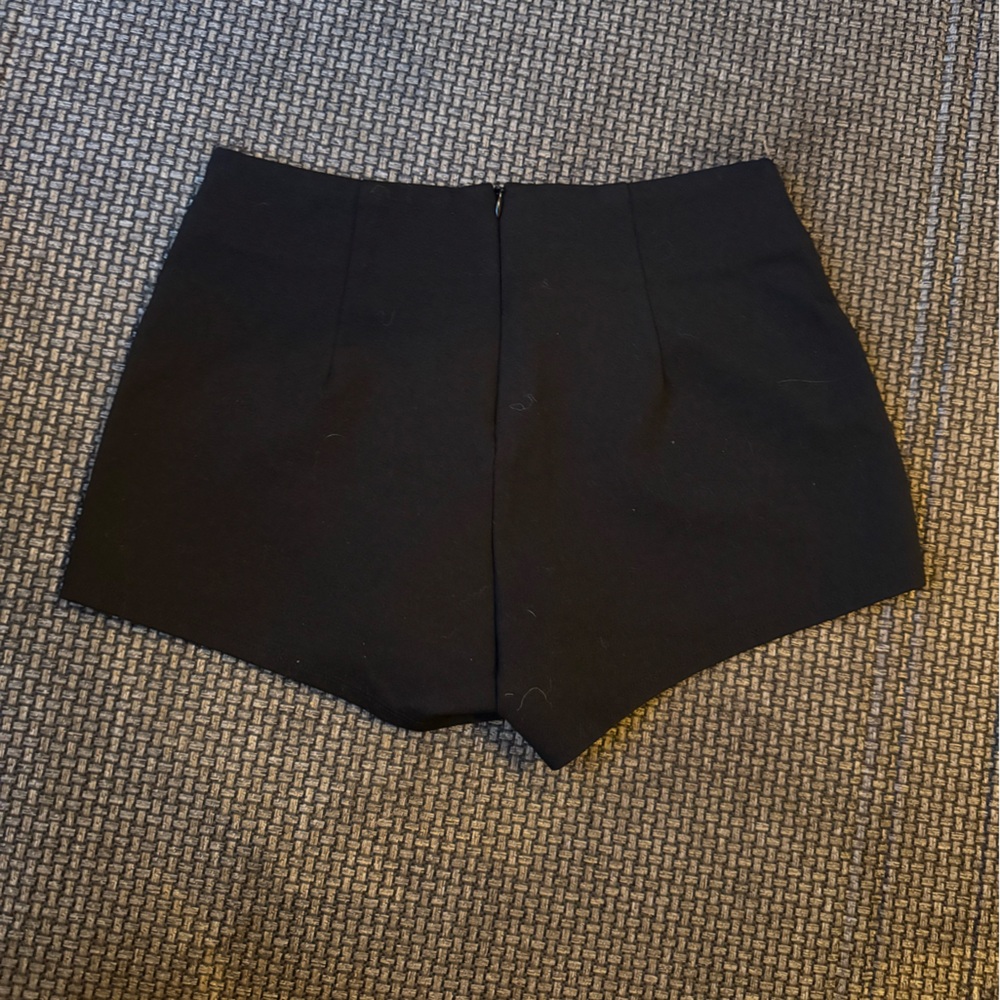 Superdown Black Women's Skort - image 5